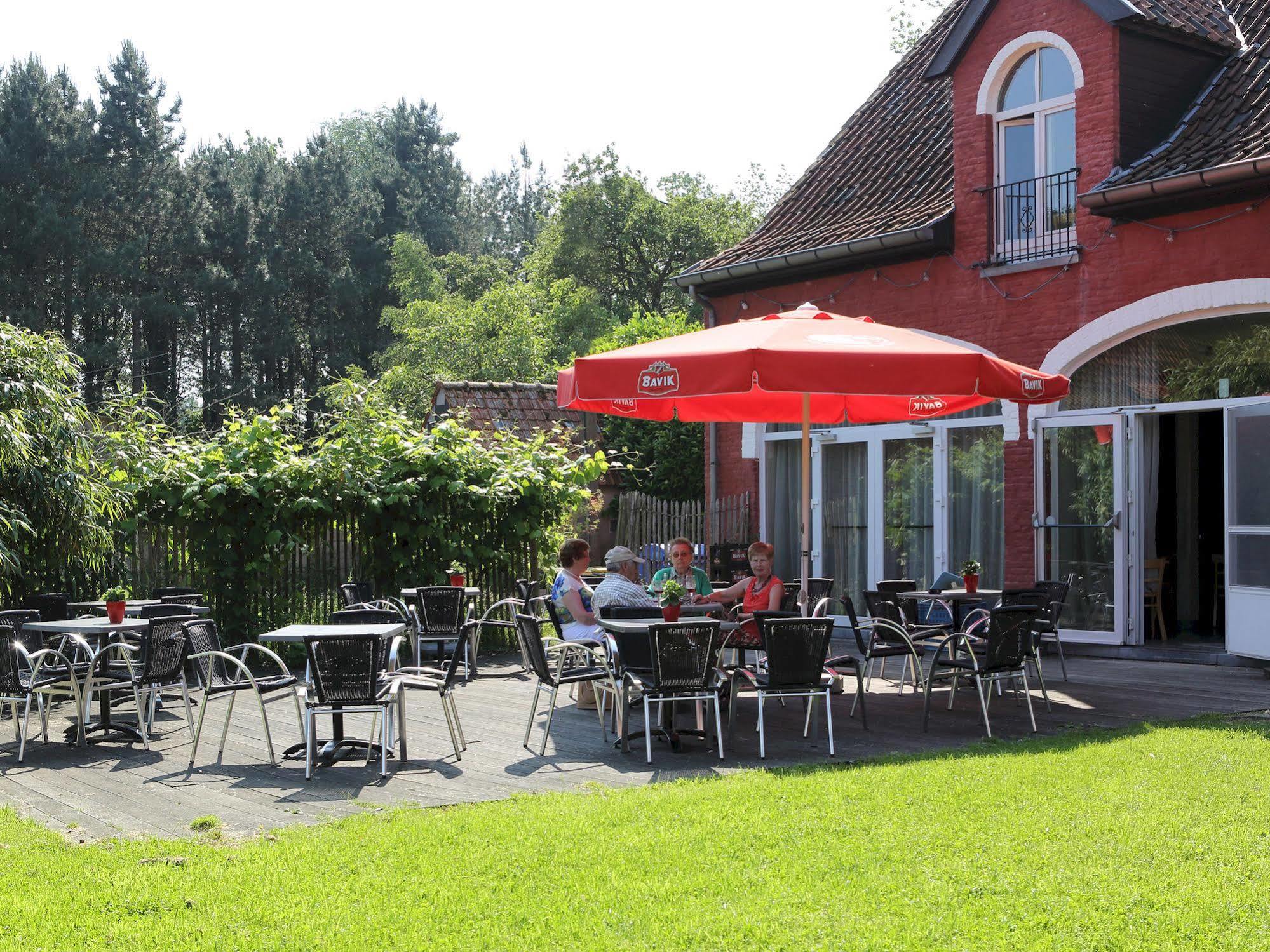 Hotel 'T Roodhof Oostkamp Bagian luar foto